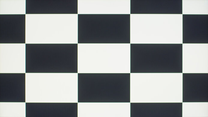 LG 32GQ950-B Checkerboard Picture