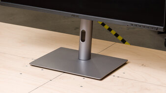 ASUS ProArt Display 6K PA32QCV Stand Picture