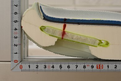Nike Vomero Premium Heel Rocker Photo