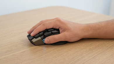 Corsair IRONCLAW RGB Wireless Palm Grip Picture