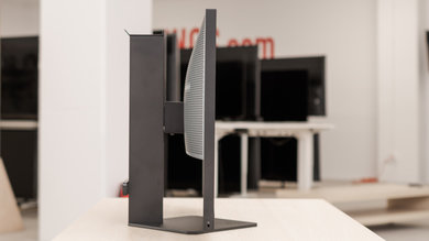 HP OMEN X 27 Thickness Picture