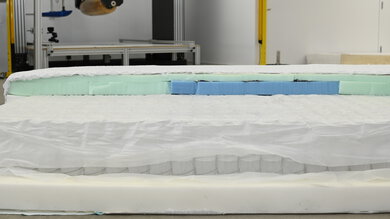 Casper Snow Foam Layer Material Picture