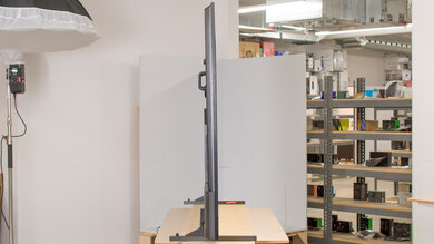 Hisense 98QD5QG Thickness Picture