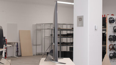 LG SM9970 8k Thickness Picture