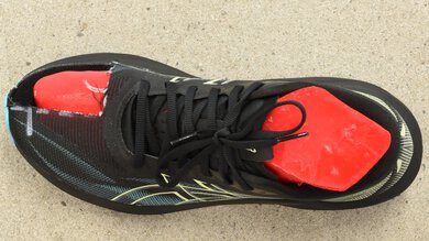 ASICS GT-2000 15 Toe Clearance Photo
