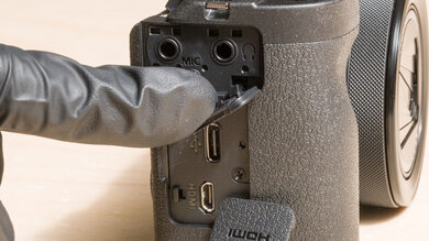 Canon PowerShot V1 Input Picture