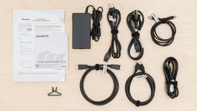 Gigabyte AORUS FO27Q3 In The Box Picture