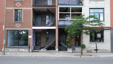 Fujifilm X-E4 Sample Gallery - Studio