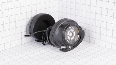 Sennheiser HD 820 Portability Picture