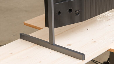 TCL R745 QLED Build quality picture