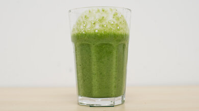 Smeg Personal Blender PBF01 Fibrous Ingredients (Full Capacity) Photo