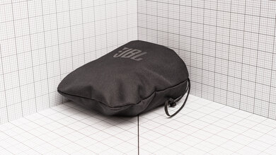 JBL Live 660NC Case Picture