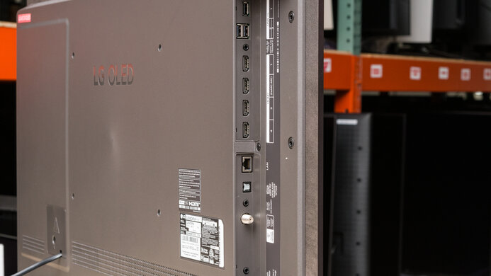 LG C4 42 OLED Inputs 1