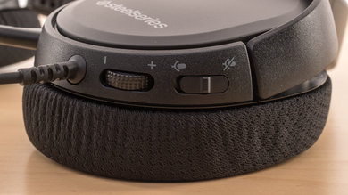 SteelSeries Arctis 1 Controls Picture