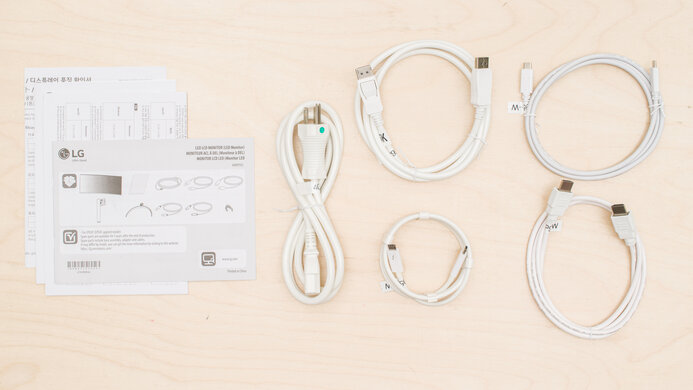 LG 40WP95C-W In The Box Picture