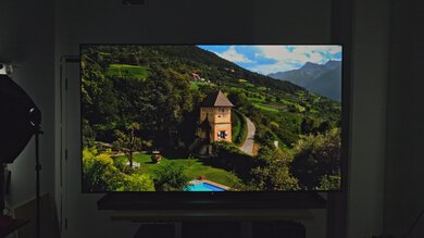 Hisense 98QD5QG HDR Landscape Photo