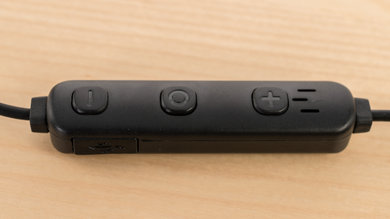 MEE audio X6 Plus Wireless Controls Picture