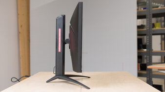 Acer Nitro XV275K P5biipruzx Thickness Picture