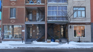 Panasonic LUMIX S5 IIX Sample Gallery - Studio