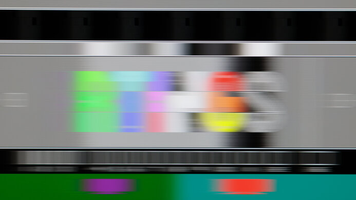 Dell U3225QE Pursuit Photo 60Hz