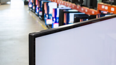 Hisense 75U8N Borders Picture