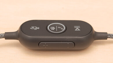 Logitech Zone Wired Controls Picture