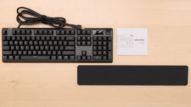 SteelSeries Apex Pro Bundle Picture