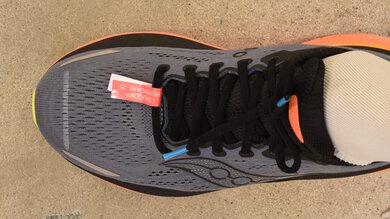 Saucony Hurricane 25 Toe Clearance Photo