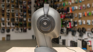 SteelSeries Arctis Nova 1 Side Picture