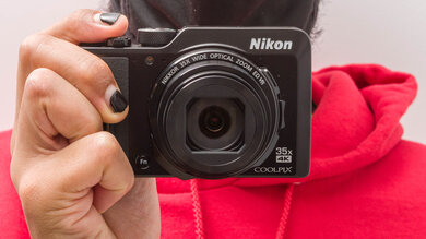 Nikon COOLPIX A1000 Hand Grip Picture