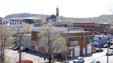 Sony ZV-1 Sample Gallery - Church