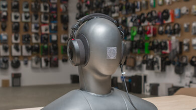 Beyerdynamic DT 770 PRO vs RØDE NTH-100 
