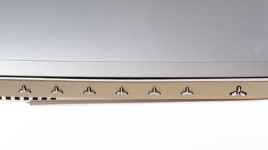 Dell Alienware AW3418DW Controls Picture
