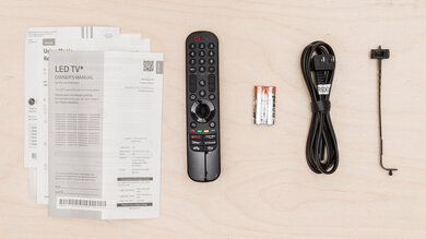 LG UR9000 In The Box Picture