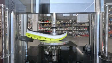 On Cloudflow 5 Forefoot Cushioning Picture