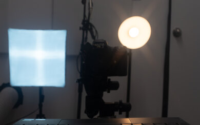 Lenovo Slim Pro 7 14 (2023) Reflections Photo Off