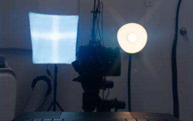 HP OmniBook Ultra Flip 14 (2024) Reflections Photo Off