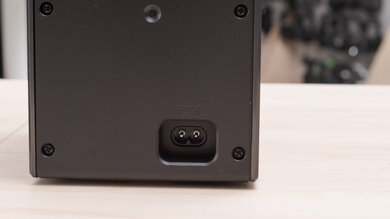 LG SN11RG Physical inputs satellites photo 1