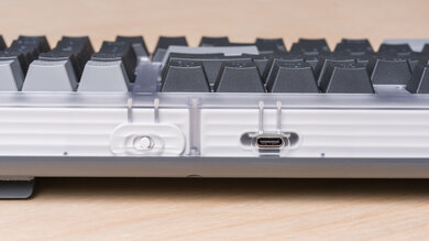 Logitech Alto Keys K98M Extra Features