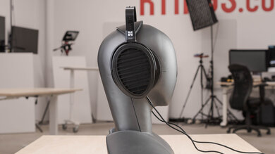 HiFiMan Arya Side Picture
