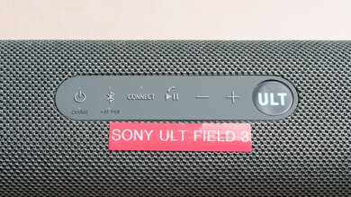 Sony ULT FIELD 3 Controls Photo