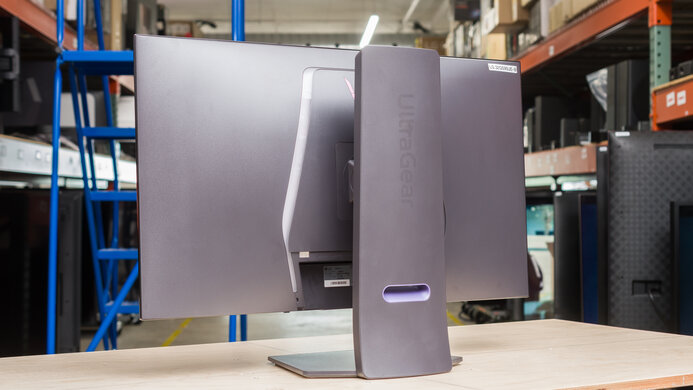 LG 32GS95UE-B Back Picture