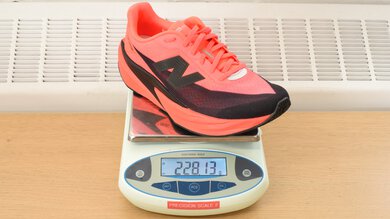 New Balance FuelCell Rebel v5 Right Shoe Weight Photo