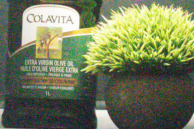 Canon EOS Rebel T100/4000D Noise Scene Crop