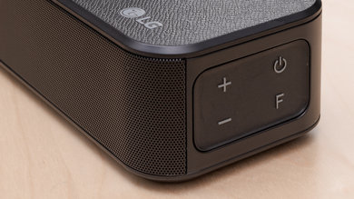 LG SL6Y Controls photo