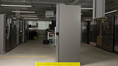 Whirlpool WRQA59CNKZ Side Photo