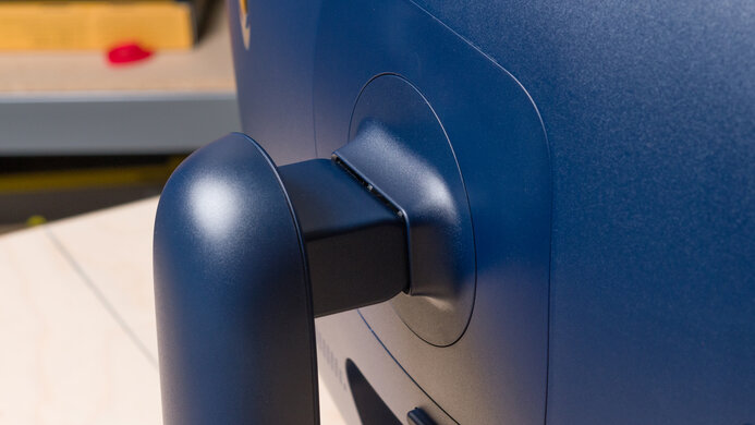 Dell Alienware AW3425DWM Ergonomics Picture