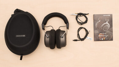 Beyerdynamic Amiron Wireless In The Box Picture
