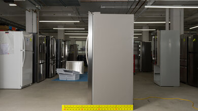 Frigidaire FRSS2623AS Side Photo