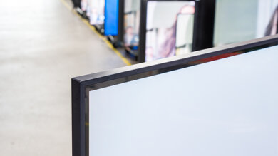 LG QNED80 2023 Borders Picture